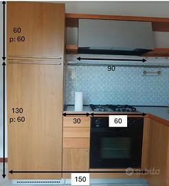 Cucina completa di elettrodomestici 