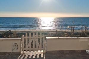 The suitre on the beach casavacanze torvaianica