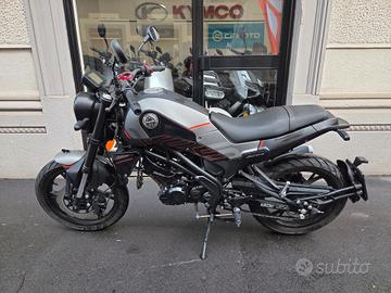 Benelli Leoncino 125
