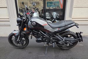Benelli Leoncino 125