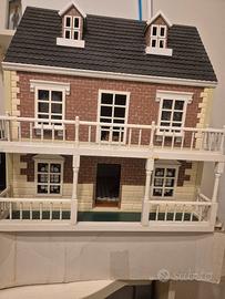 DOLLY HAUSE 