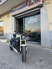 Triumph street triple 675