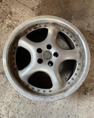 Cerchio in lega 17’’ per Mercedes e VolkswagenGolf
