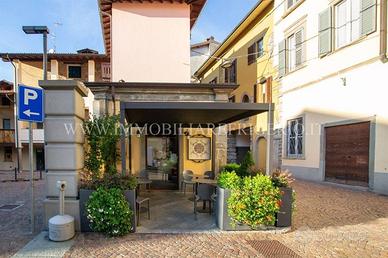 Immobile di 150 m² con 2 locali a Caprino Bergamas