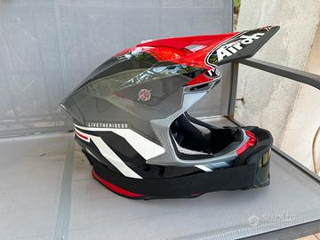 Casco Airoh