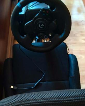 Postazione simulatore completa – volante + sedile