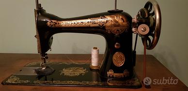 Macchina da cucire Singer vintage anni 20