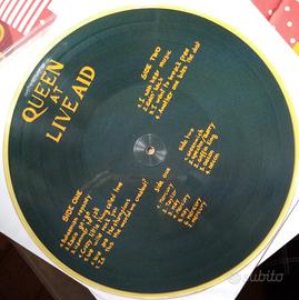Queen  - at live aid - pictures disk 1993.