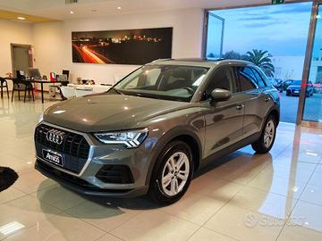AUDI Q3 2.0 TDI 150 CV S-tronic quattro Tetto/