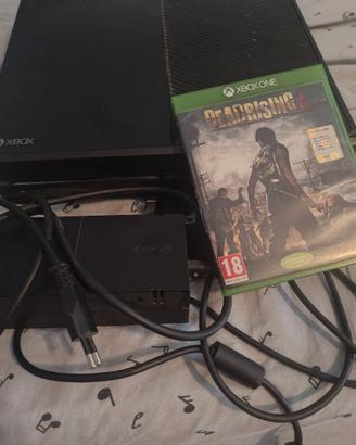 Xbox One perfettamente funzionante con controller