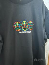 T-shirt burberry