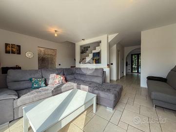 VILLA A SCHIERA A MISANO ADRIATICO