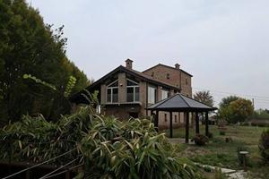 Immobile in asta di 1583 m² con 3 locali a Noceto