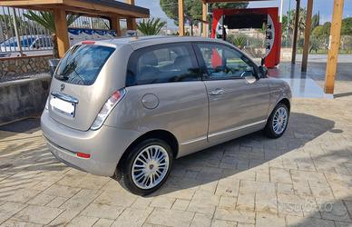 Lancia Ypsilon 2011 KM 81000