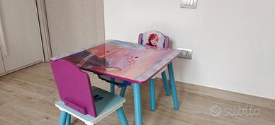 tavolino di Frozen in legno + 2 sedie