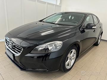 Volvo V40 1.6 D2 KINETIC - PER NEOPATENTATI
