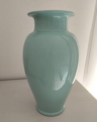 Vaso in ceramica azzurra