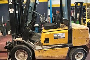 Carrello elevatore diesel 3000kg marca Yale