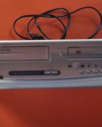 Videoregistratore Funai combo DVD e VHS