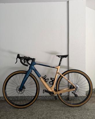 Bianchi arcadex ekar 13 velocità
