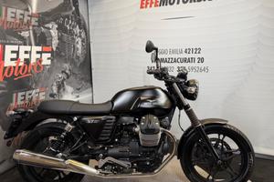 Moto Guzzi V7 II 7500 KM "tua a 86 euro al mese"