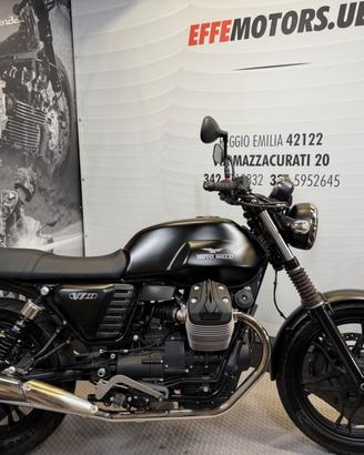 Moto Guzzi V7 II 7500 KM "tua a 86 euro al mese"