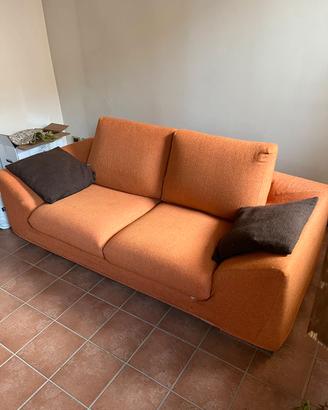 Divano 2 posti arancione 