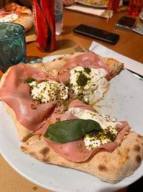 Attività / Licenza di 136 m² con 2 locali a Montic