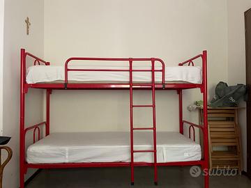 Letto a castello comprensivo di materassi