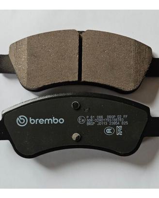 Pastiglie freno anteriori - Brembo P61066 -Topolin