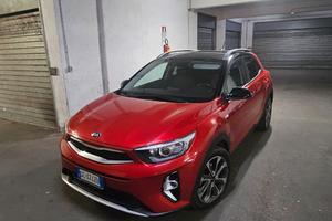 Kia Stonic 2021, mild hybrid, 100 cv