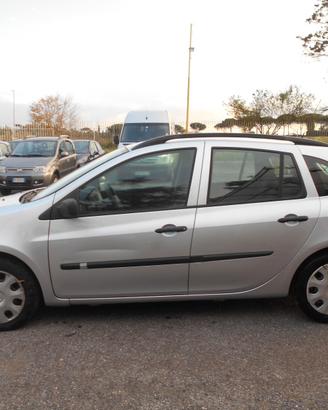 Renault Clio Storia 1.2 16V 5 porte Dynamique