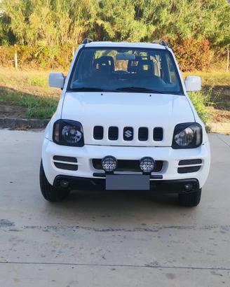 SUZUKY JIMNY 4x4  anno 2012 Full Optional 