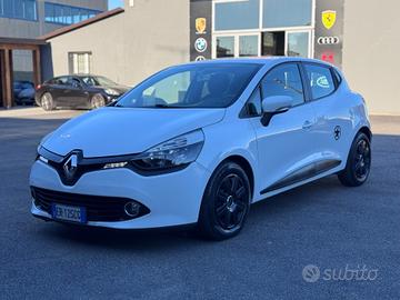 Renault Clio 1.2 75CV 5 porte Live DISTRIBUZIONE E