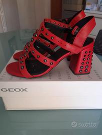 Sandali rossi con borchie – Taglia 39 – usati poch