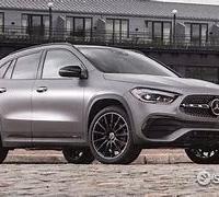 Disponiamo di ricambi per mercedes gla 2021