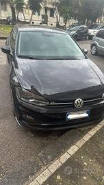 VOLKSWAGEN  POLO