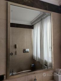 SPECCHIO BAGNO CON CORNICE ARGENTATA