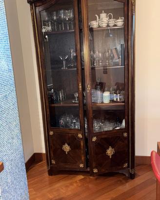 credenza antica 