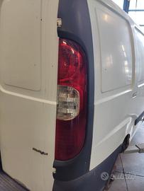 Fanale posteriore destro FIAT DOBLO del 2007