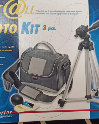 Kit foto con cavalletto e custodia videocamera
