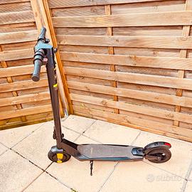 Monopattino elettrico Lexgo R8 lite