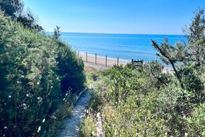 Esclusivo appartamento in villa sulla spiaggia