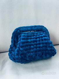 Borsa in fettuccia di velluto