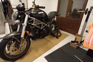 Ducati Monster S4R 996