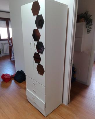 armadio con cassetti 