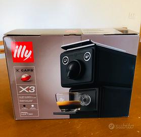 Macchina caffè Illy