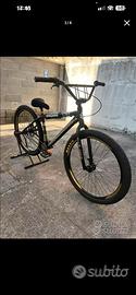 wheelie bike C2 low Collective Bikes