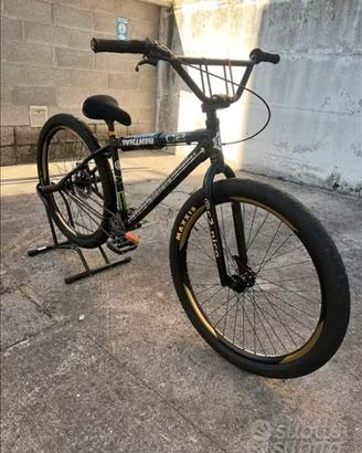 wheelie bike C2 low Collective Bikes