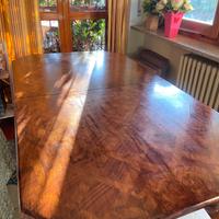 Tavolo da pranzo radica